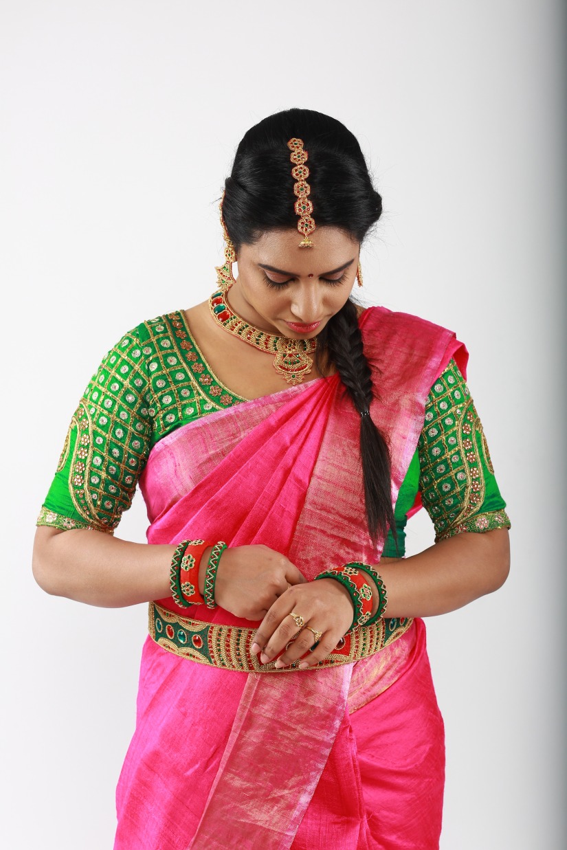 Hand Crafted Fabric Jewellery with Hyndavi Reddy. Hand Crafted Fabric jewelry is the new in thing.